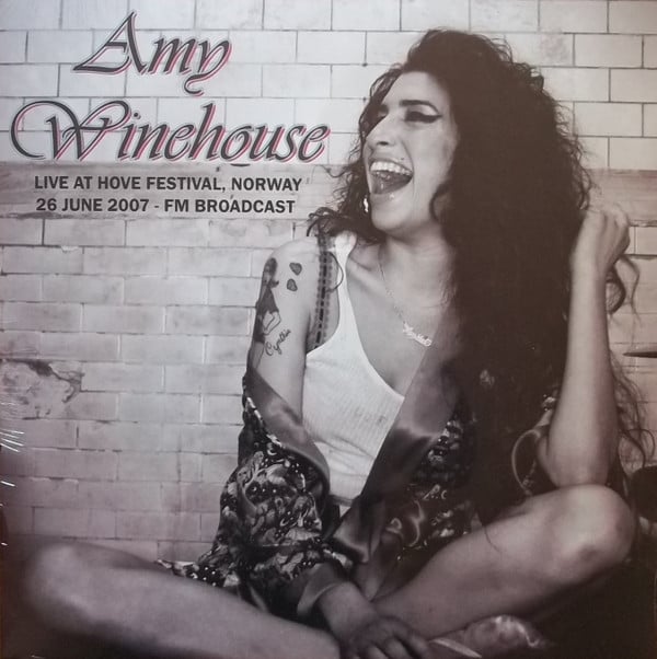 Winehouse, Amy - Live at Hove Festival 26.06.2007 FM Broadcast -